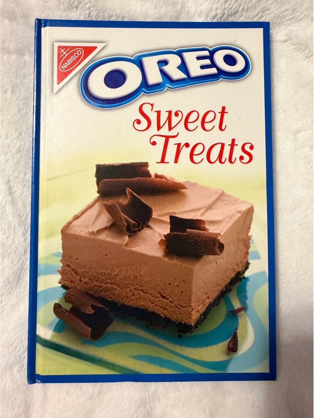 OREO Sweet Treats Cookbook